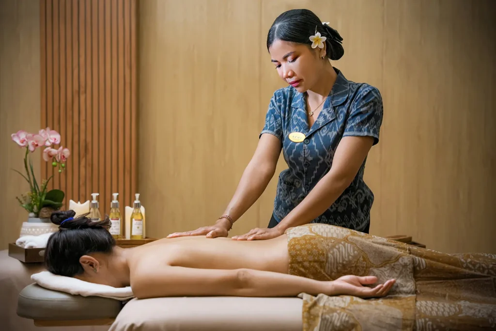 Therapist and Guest in myBALIhealing